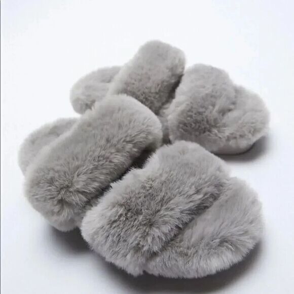 ZARA FAUX FUR LOW HEEL SANDALS‎ - Picture 5 of 10